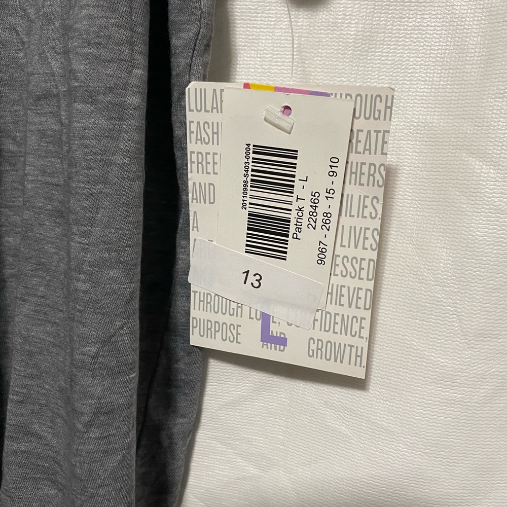 Lularoe Patrick Large - Picture 3 of 4